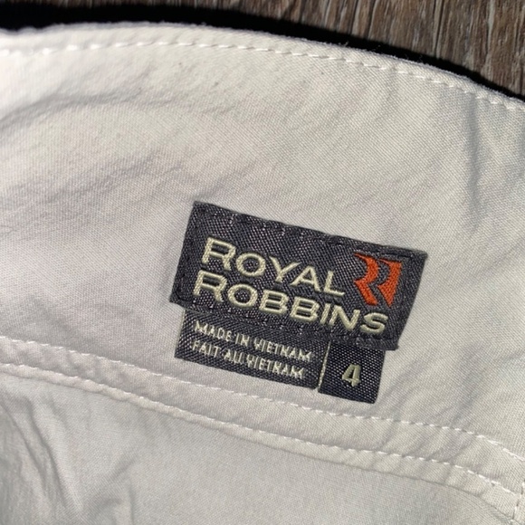 Royal Robbin’s cream/tan size 4  skort excellent condition - Picture 5 of 7